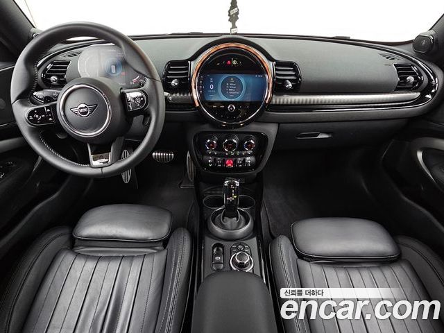 MINI Clubman 2023 — фото 10