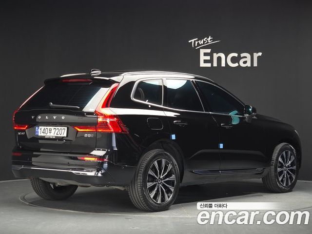 Volvo XC60 2024 — фото 2