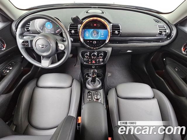 MINI Clubman 2023 — фото 10
