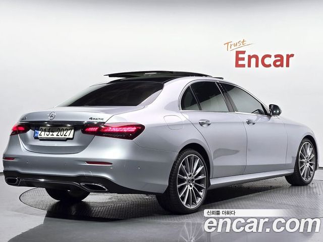 Mercedes-Benz E-Class 2022 — фото 2