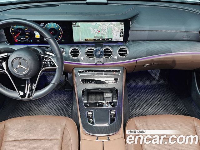 Mercedes-Benz E-Class 2023 — фото 10