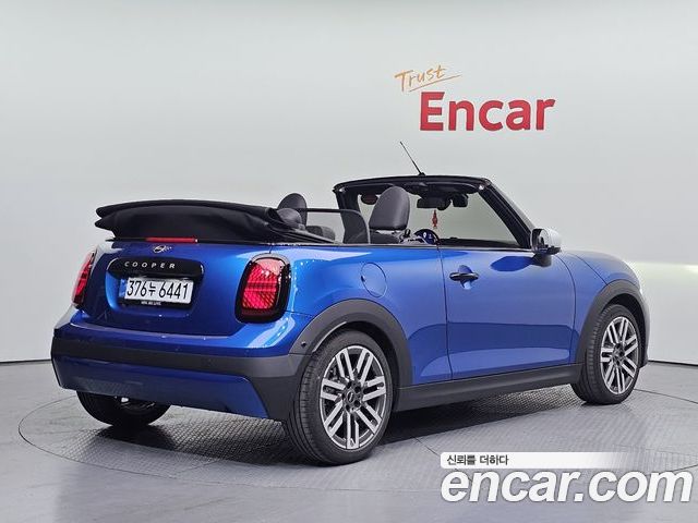 MINI Cooper Convertible 2025 — фото 2