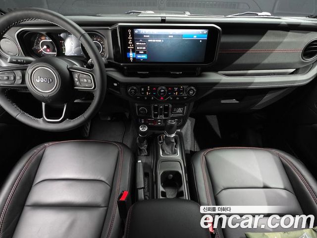 Jeep Wrangler 2025 — фото 10
