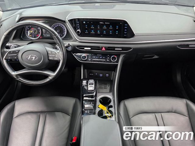 Hyundai Sonata 2022 — фото 10