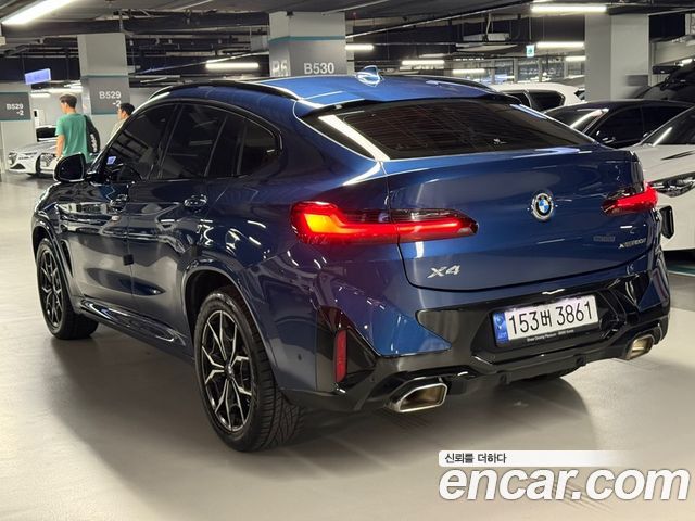 BMW X4 2022 — фото 3