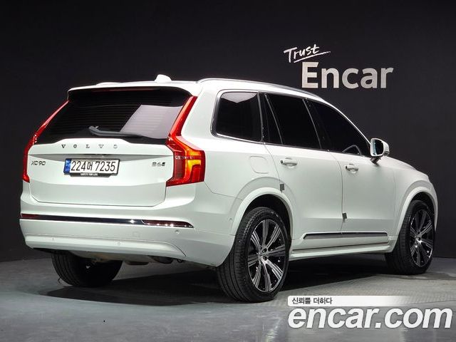 Volvo XC90 2023 — фото 2