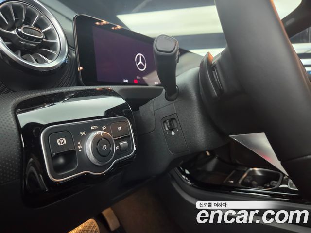 Mercedes-Benz A-Class 2026 — фото 10
