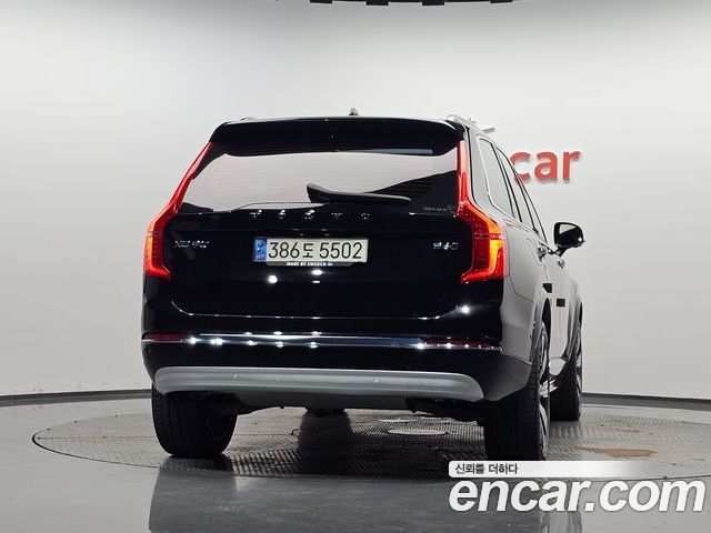 Volvo XC90 2022 — фото 4