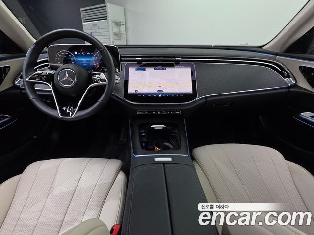 Mercedes-Benz E-Class 2025 — фото 10