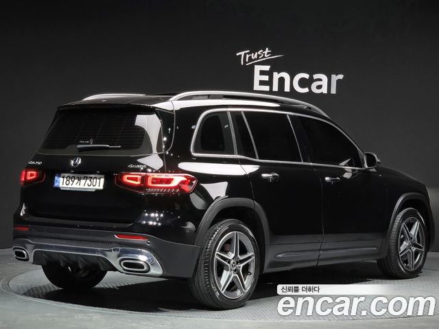 Mercedes-Benz GLB 2023 — фото 2