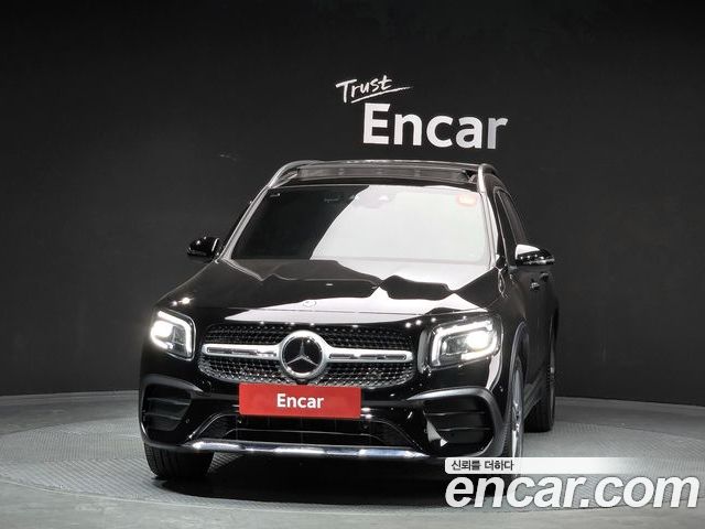Mercedes-Benz GLB 2023 — фото 3