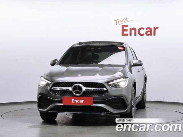 Mercedes-Benz GLA 2023 — фото 3