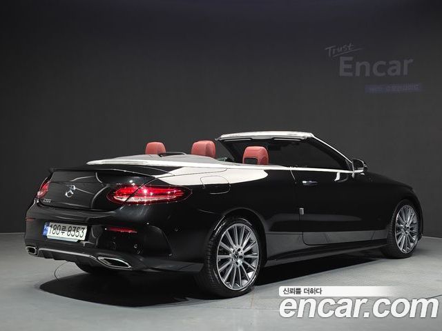 Mercedes-Benz C-Class 2023 — фото 2