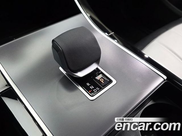 Land Rover Range Rover Evoque 2025 — фото 9