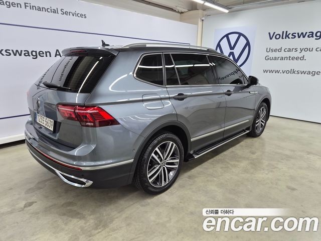 Volkswagen Tiguan 2023 — фото 2