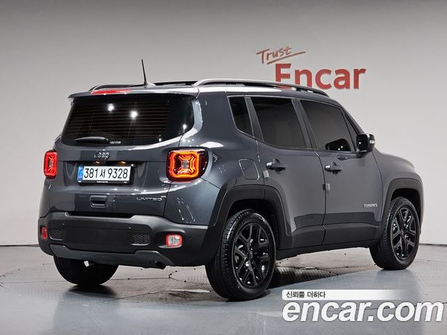 Jeep Renegade 2023 — фото 2