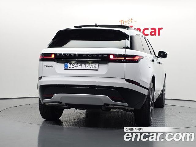 Land Rover Range Rover Velar 2026 — фото 4