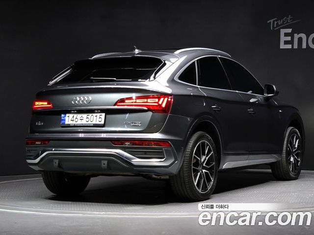 Audi Q5 2023 — фото 2