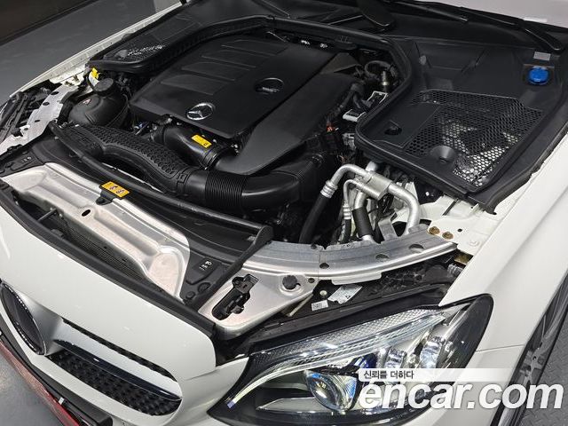 Mercedes-Benz C-Class 2023 — фото 6