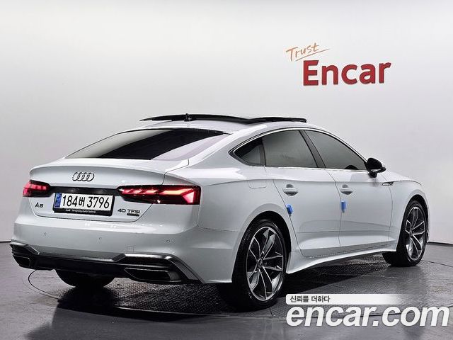 Audi A5 2022 — фото 2