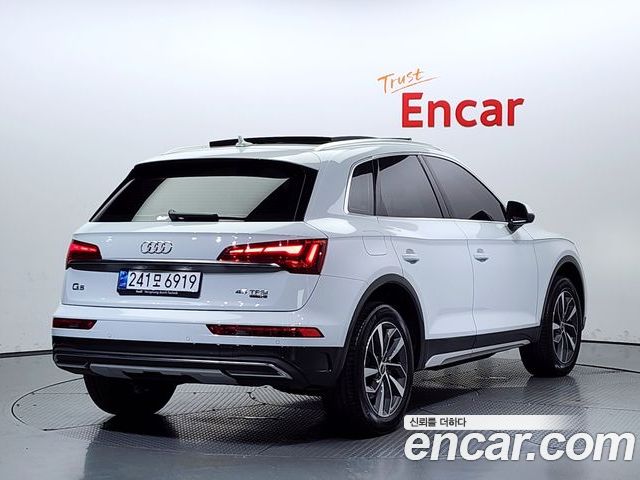 Audi Q5 2023 — фото 2