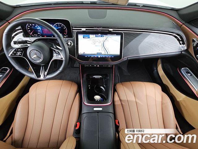 Mercedes-Benz E-Class 2025 — фото 10