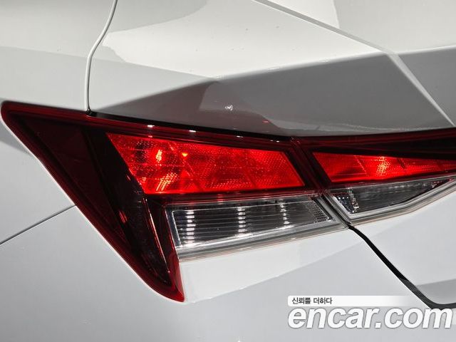 Hyundai Avante 2022 — фото 9