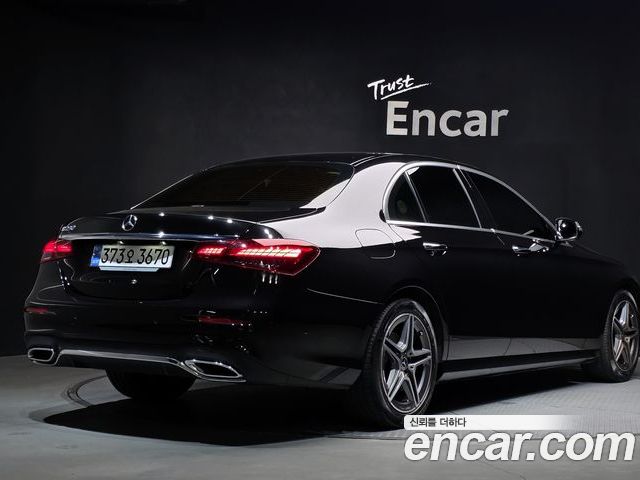 Mercedes-Benz E-Class 2023 — фото 2