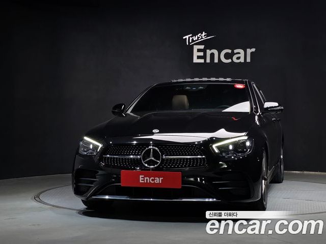 Mercedes-Benz E-Class 2023 — фото 3