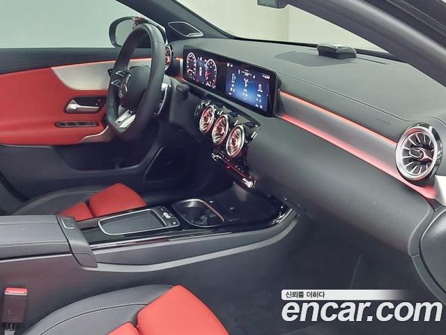 Mercedes-Benz A-Class 2025 — фото 9