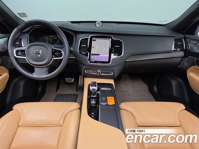 Volvo XC90 2023 — фото 10