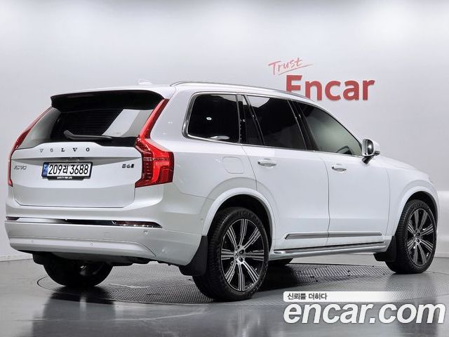 Volvo XC90 2023 — фото 2