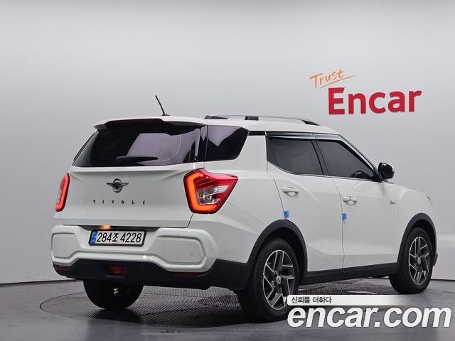 SsangYong Tivoli 2023 — фото 2