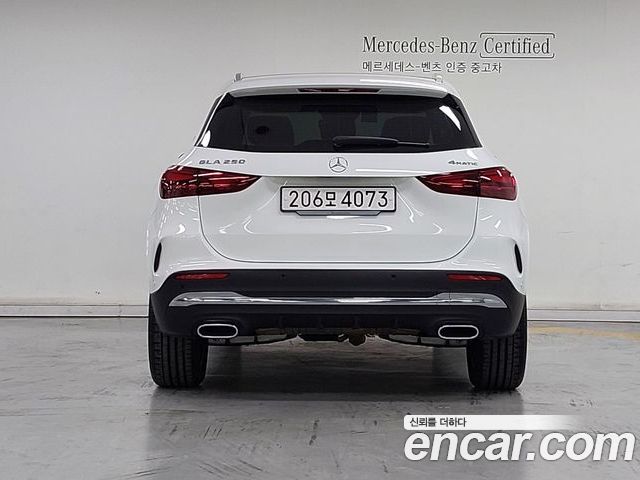 Mercedes-Benz GLA 2026 — фото 4