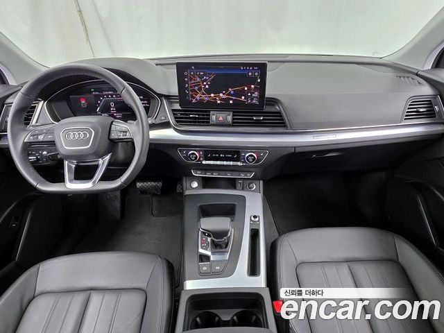 Audi Q5 2023 — фото 10