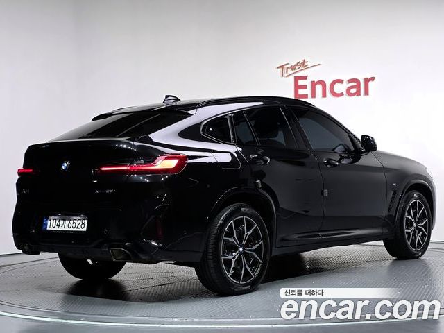 BMW X4 2022 — фото 2