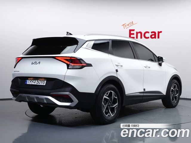 Kia Sportage 2022 — фото 2