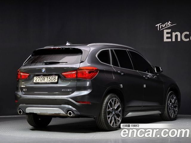 BMW X1 2022 — фото 2