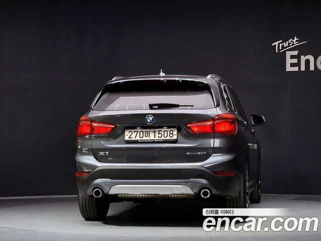 BMW X1 2022 — фото 4
