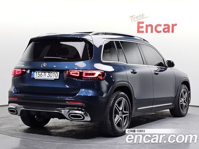 Mercedes-Benz GLB 2023 — фото 2