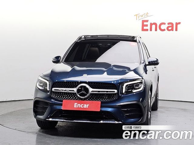Mercedes-Benz GLB 2023 — фото 3