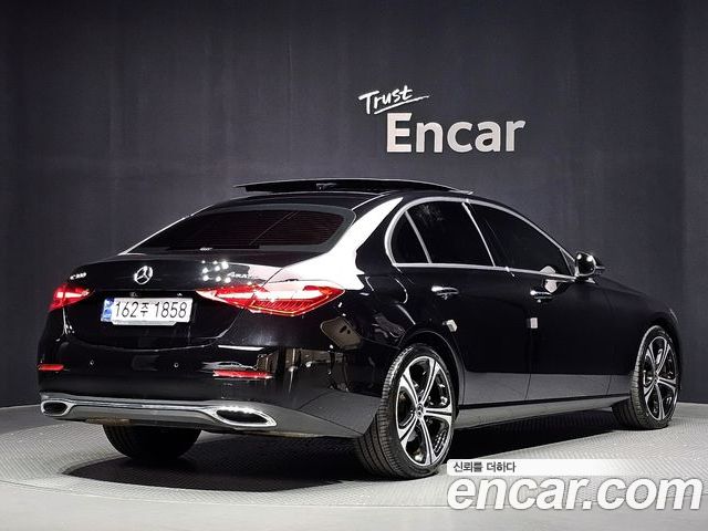 Mercedes-Benz C-Class 2023 — фото 2