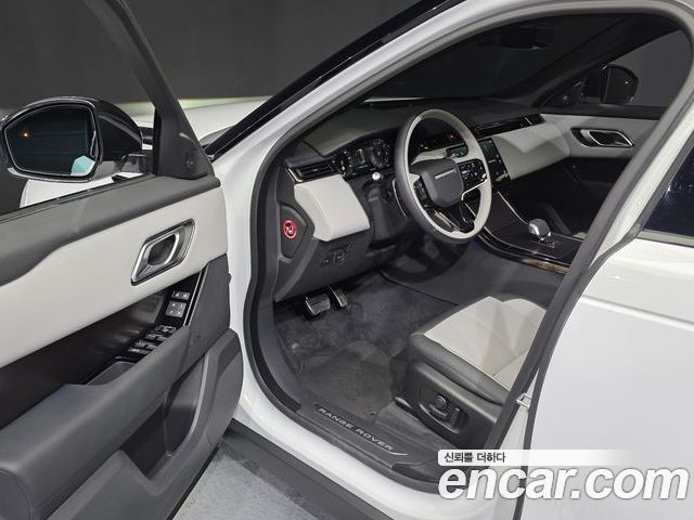 Land Rover Range Rover Velar 2026 — фото 10
