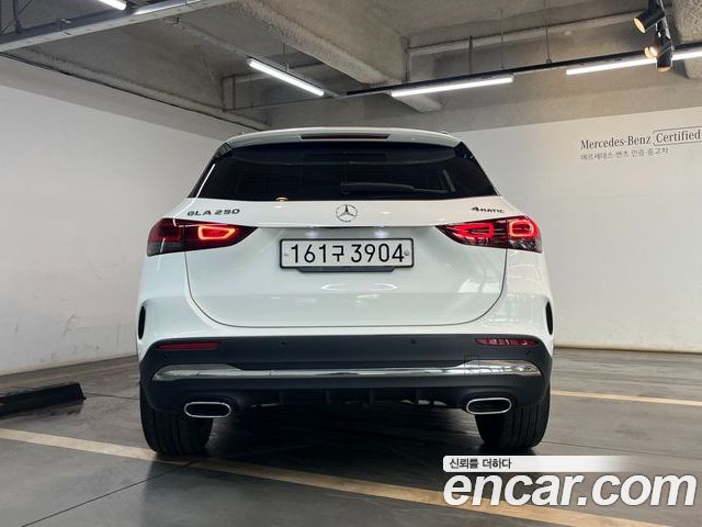 Mercedes-Benz GLA 2022 — фото 4