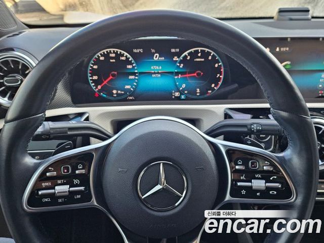 Mercedes-Benz A-Class 2023 — фото 8