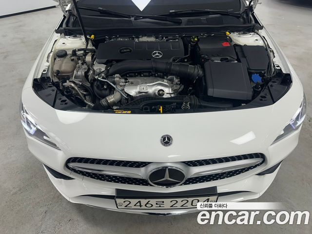 Mercedes-Benz CLA 2023 — фото 6