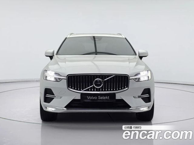 Volvo XC60 2024 — фото 2