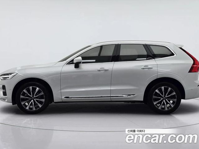 Volvo XC60 2024 — фото 3