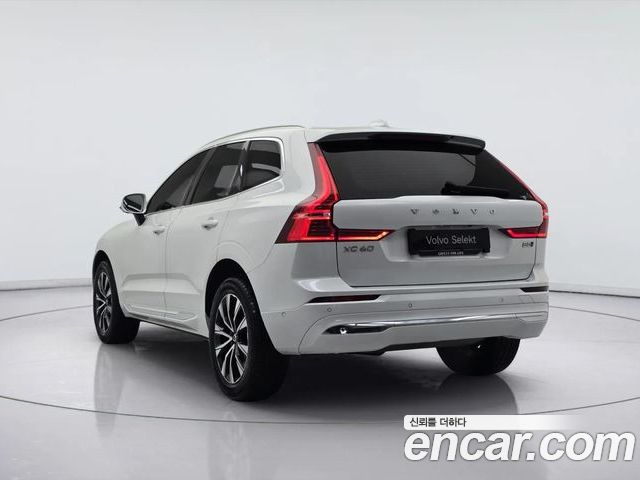 Volvo XC60 2024 — фото 4