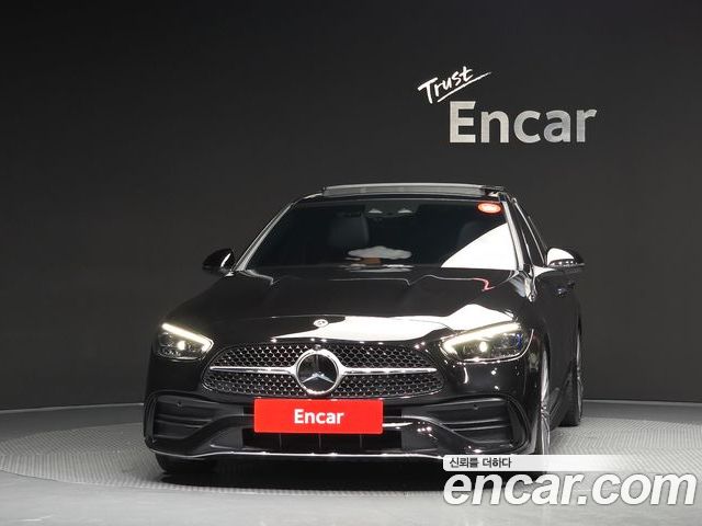 Mercedes-Benz C-Class 2023 — фото 3